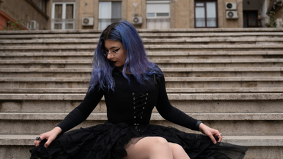 Perché lo stile gotico affascina ancora la cultura pop?