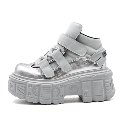 Stivaletti Gotici Argento con Strappi e Suola Platform